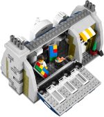 Parisian Restaurant - Image 5