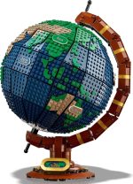 The Globe - Image 6